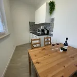 Bb Kasa Katia